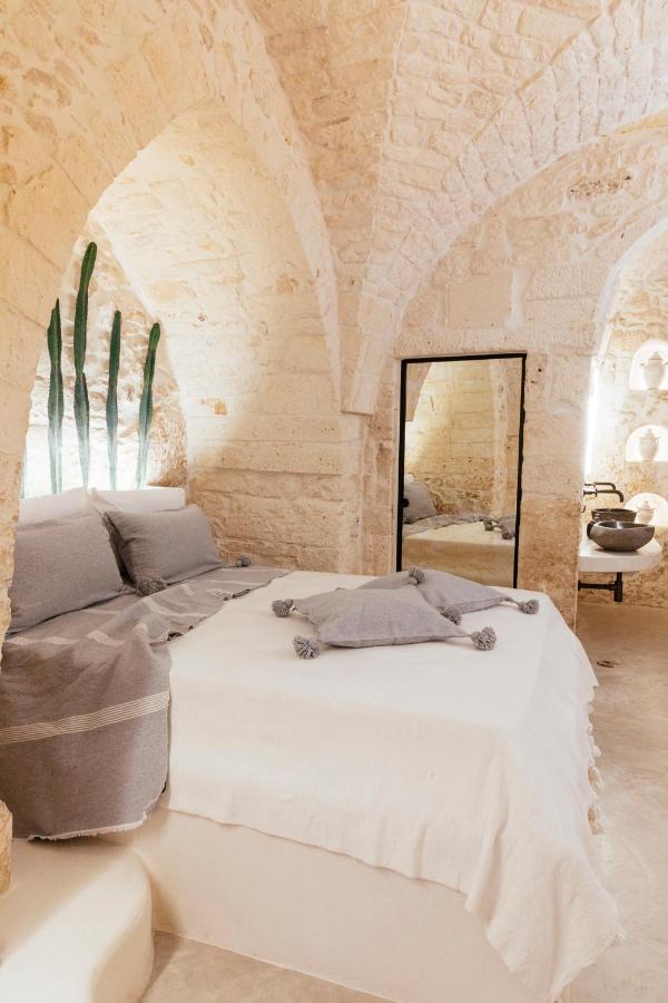 Alesia Luxury Cave Bed & Breakfast Ostuni Dış mekan fotoğraf